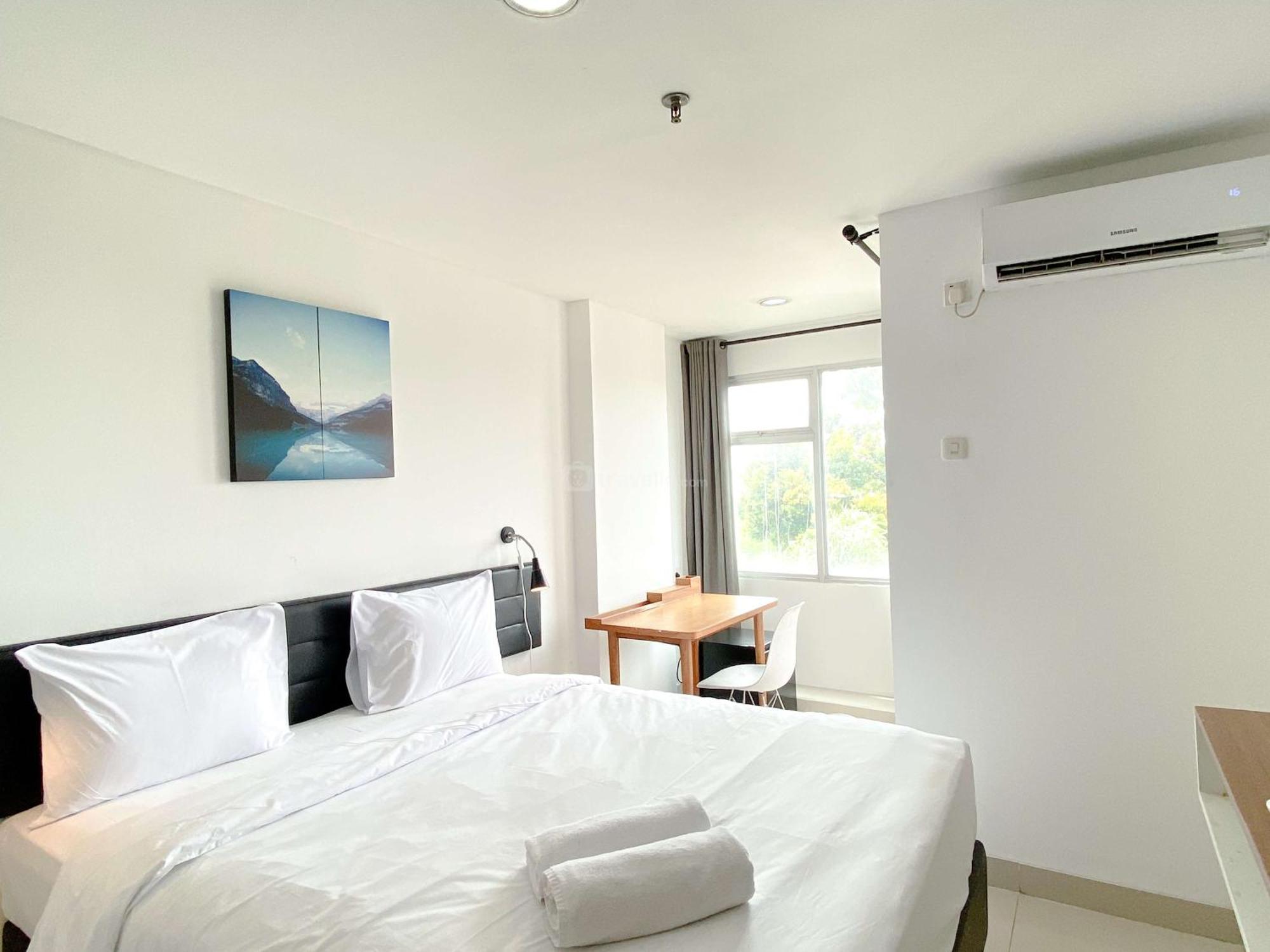 Apartemen Modern Look And Homey At Enviro By Travelio Cikarang
